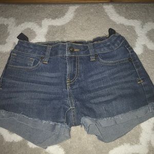 Jean shorts!!